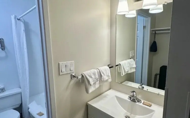 Anavada Inn & Suites Grande Prairie