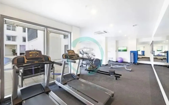 ZEN SUN City Cozy 2-br 2-ba Ocean View Retreat