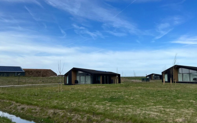 Holiday Home in Wissenkerke With Garden