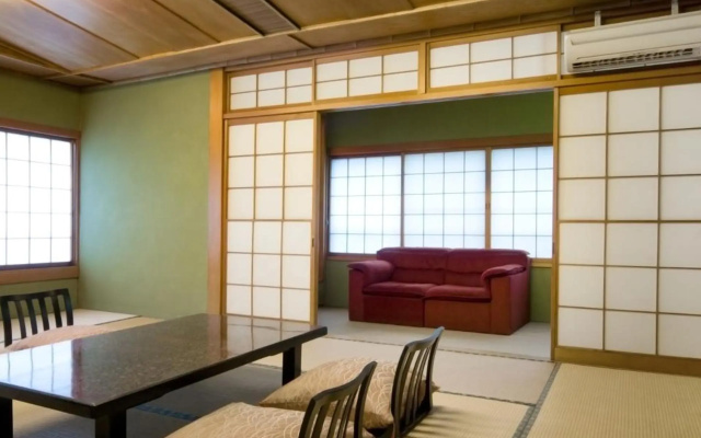 Izumi-So – Guest Rooms – Gero