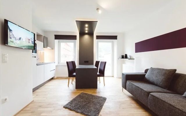 Mountain-view Styria Apartment