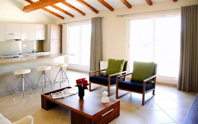 Residence Salina Bay, Porto Vecchio, Apartment pool side