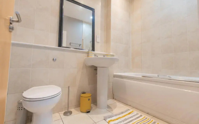 Luxury, Spacious Apartment In City Centre