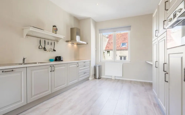 Bright Apartment in the City Center