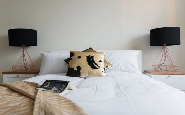 The Prince George Townhouse - Gorgeous 5bdr Townhouse