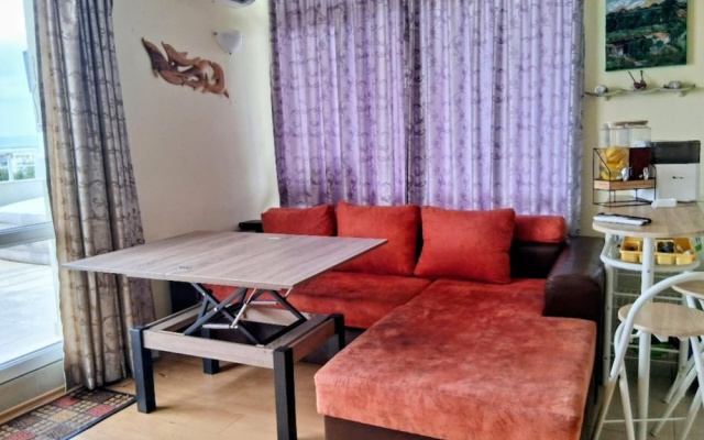 Sunny Beach Retreat for Two