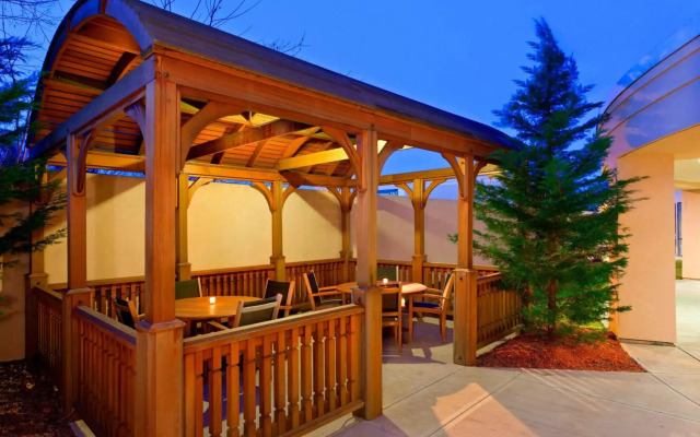 Courtyard By Marriott Farmington