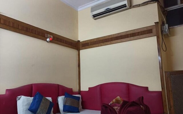 Hotel Delhi Regency