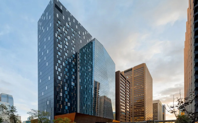 Courtyard By Marriott Calgary Downtown