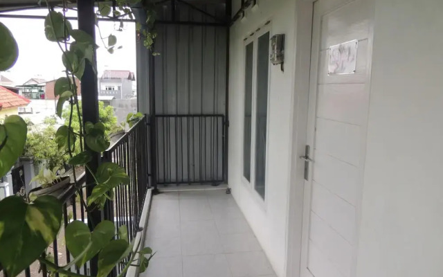Kozi Kost Paviliun