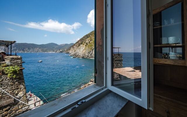 Maemuna Sea View
