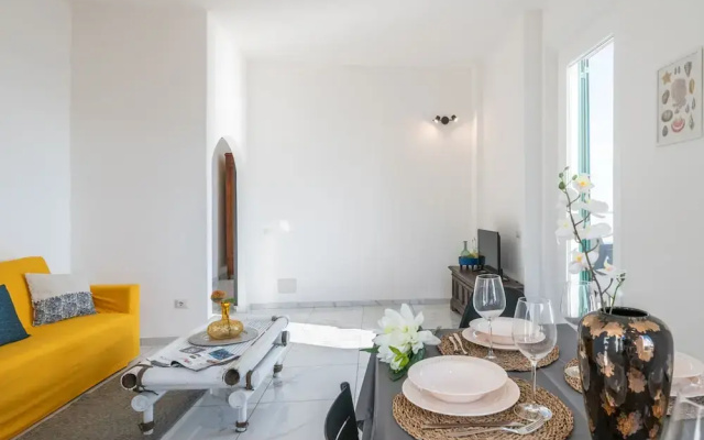 Magic Seaside Apartment