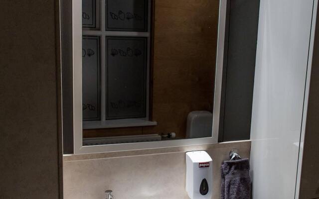 Acco Apartments