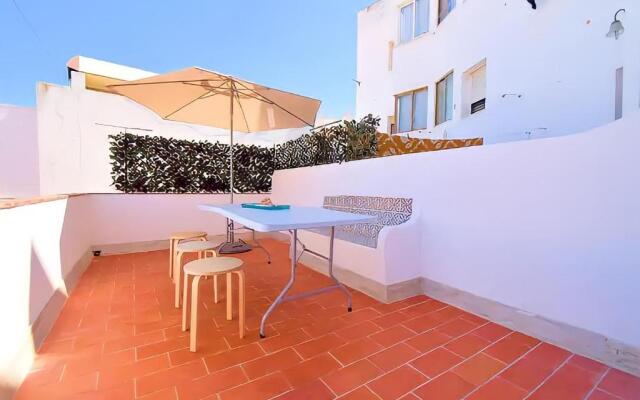 3 min walking to the beach