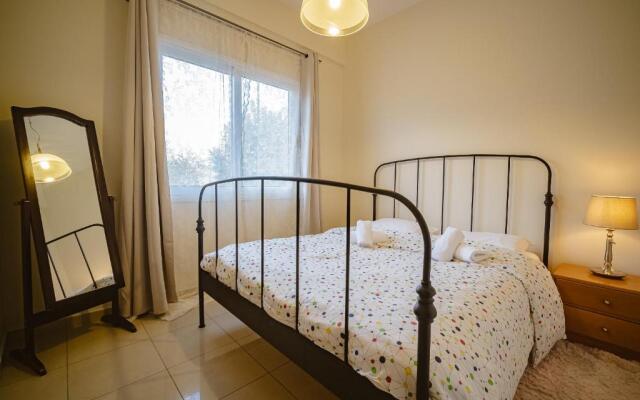 2 Bedrooms-Perfect Center Location-Amazing View