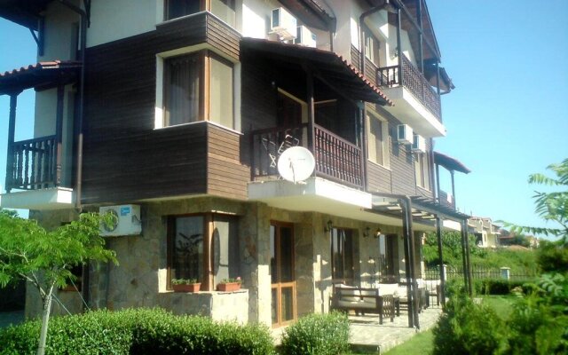 Sani Holiday Village