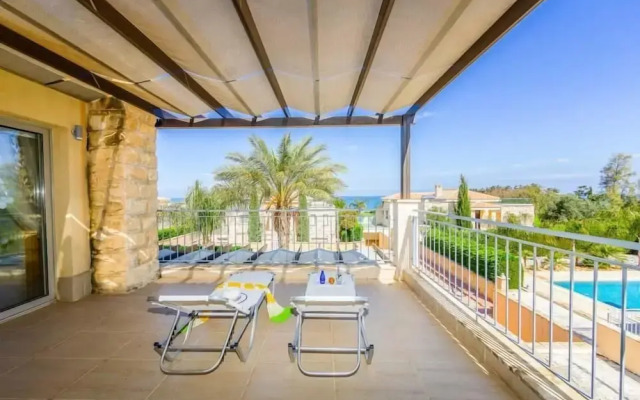 Villa Paralia