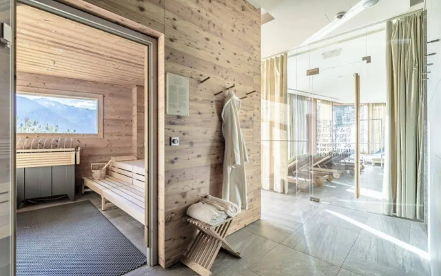 NIDUM - Casual Luxury Hotel