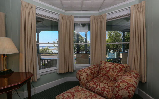 The Inn on Onset Bay