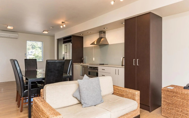 Sea Spray Suites