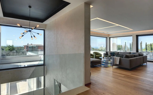 Villa in Vodnjan With Swimming Pool