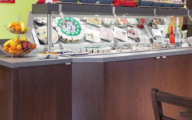 hotelF1 Brétigny-sur-Orge