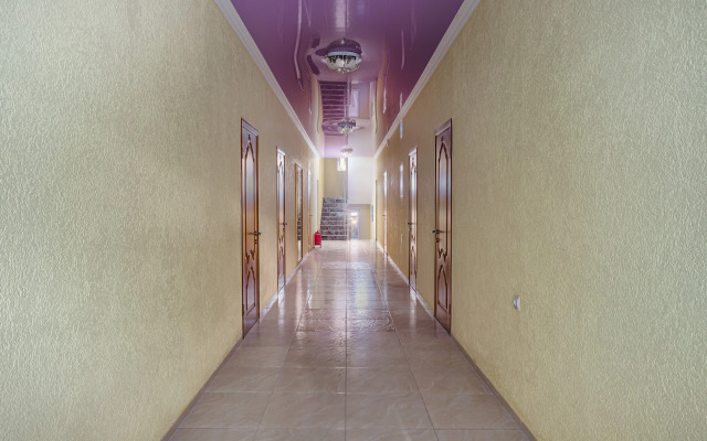 У Елены (Дивноморское)