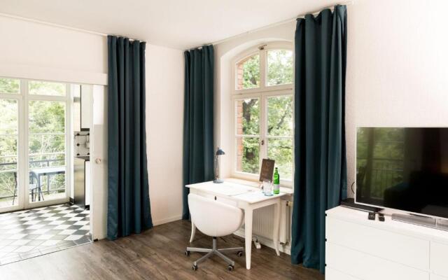 L.E. Home II