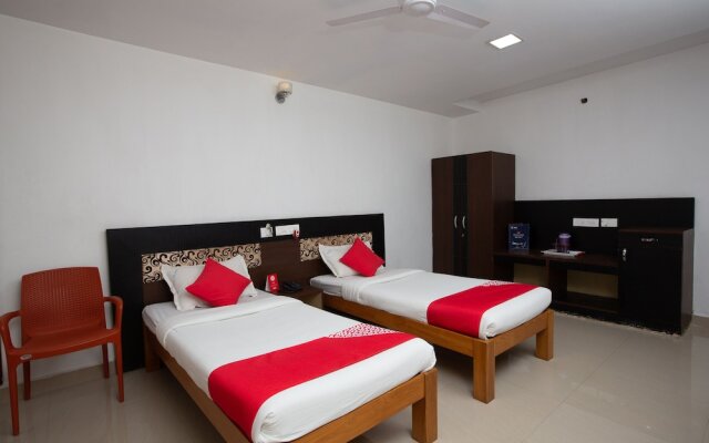 OYO 26947 The Lavish