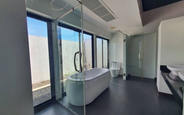 Blu Village Pool Villa