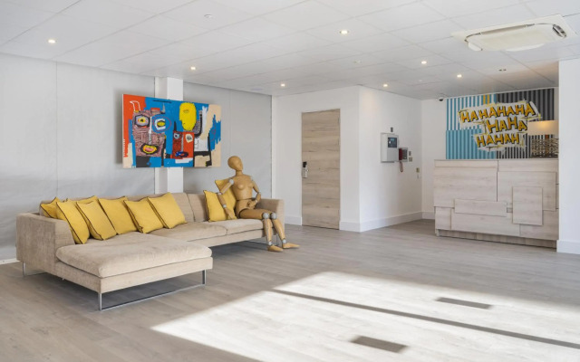 Q Square by Supercity Aparthotels