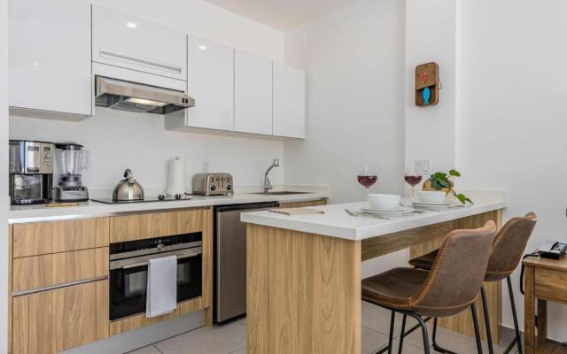 HH-Studio614s - Coastal beach Oceanfront Studio in Aruba