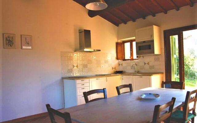 Villa con Piscina 10 Posti Letto, L'Oliveta Di Rivalto