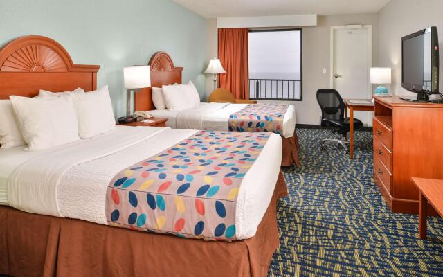 Best Western Plus Holiday Sands Inn & Suites