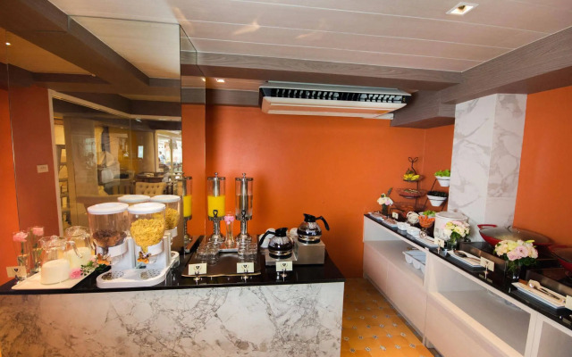 Khaosan Palace Hotel