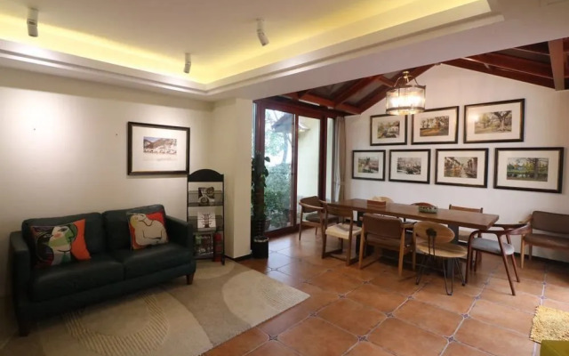 Hangzhou HiddenTsui Hostel