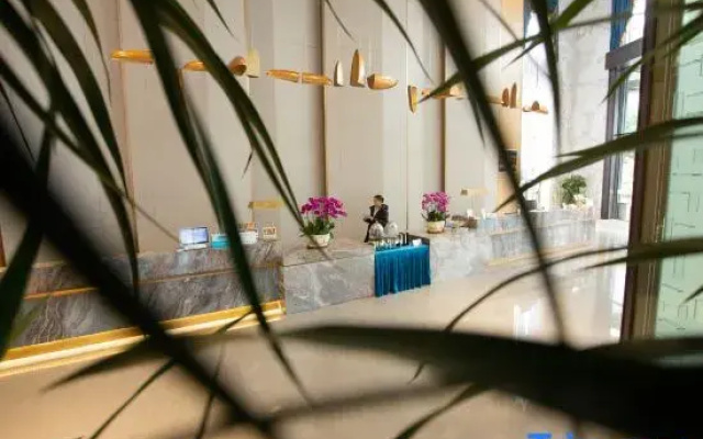 Tianzhou International Hotel(Baise Intifada Memorial)