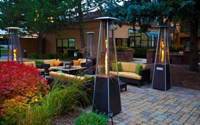 Courtyard by Marriott Chicago O'Hare