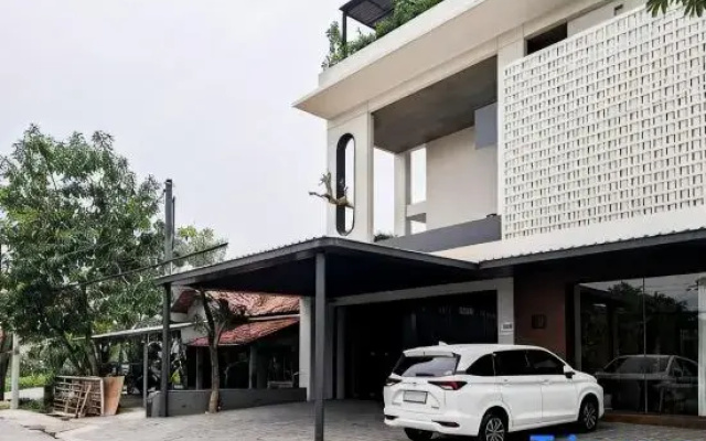 Urbanview KAS Hotel Syariah near Simpang 5 Purwodadi