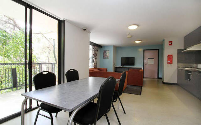 IHouse Space