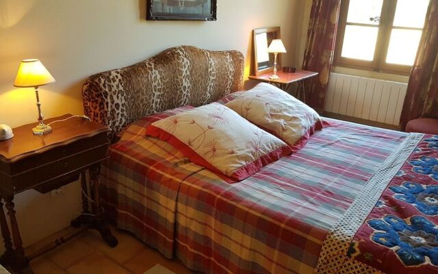 Mas du Caroubier Maison d'Hotes