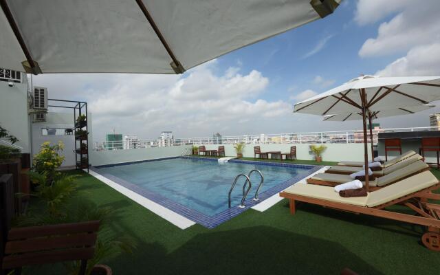 Le Mont Hotel