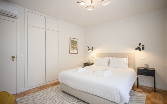 Liiiving in Porto - Design Bright House