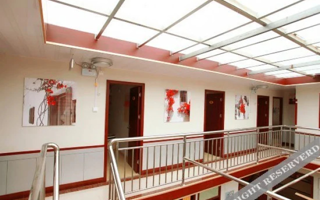 Shurui Fishing Hotel(日照书睿渔家)