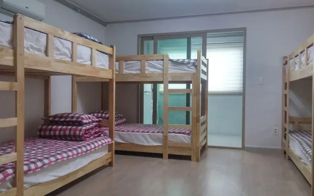 JIIN Hostel & Guesthouse