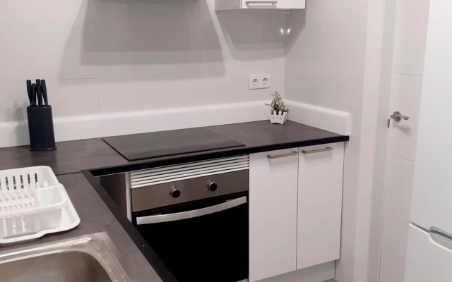 Rainbow Rentals Marques 7