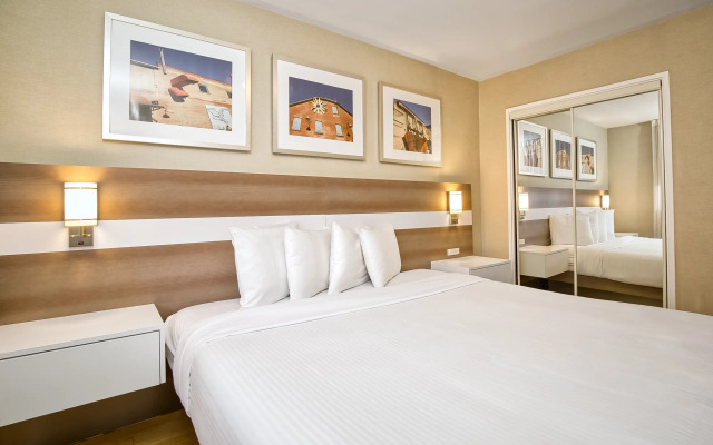 Town Inn Suites Hotel