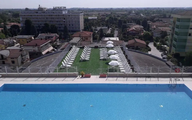 Hotel Alexander Palace