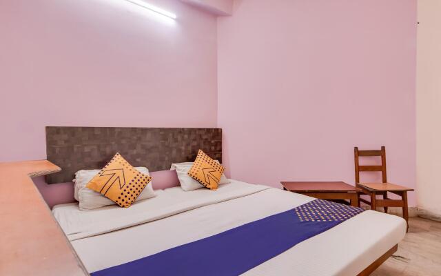 SPOT ON 75188 Hotel Cauvery