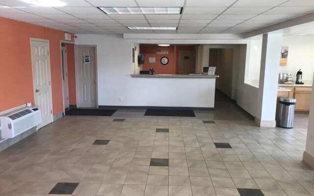 Super 8 - North Lima OH